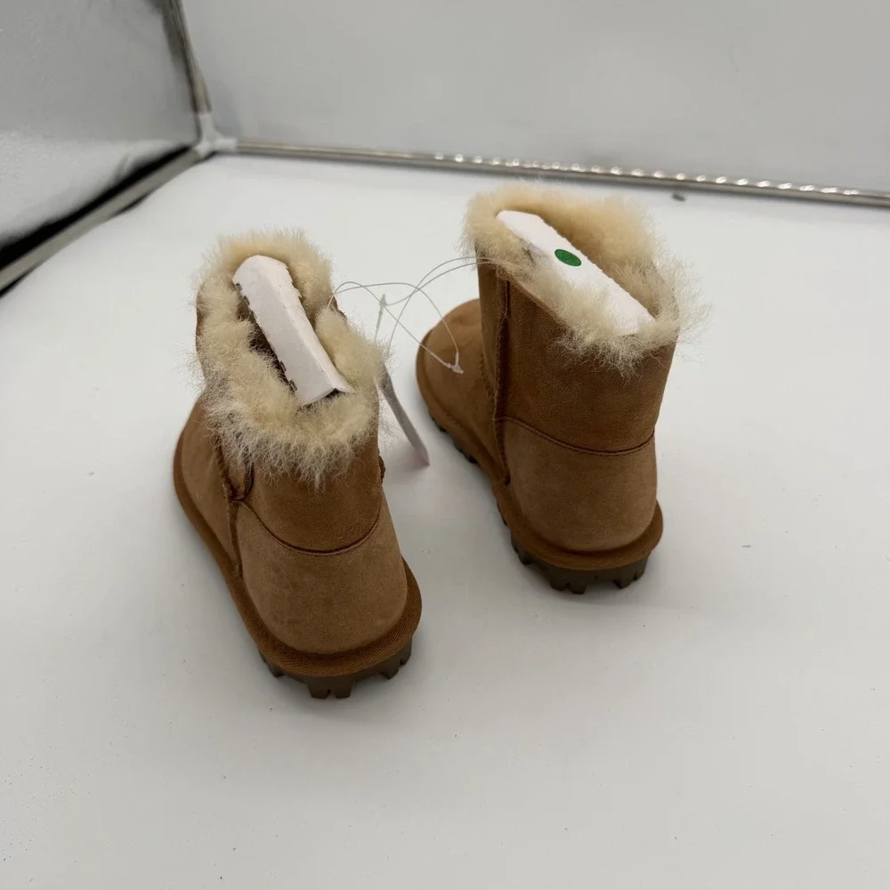 Kirkland Signature Kids Shearling Boots Chestnut Brown Suede Size 2 NEW